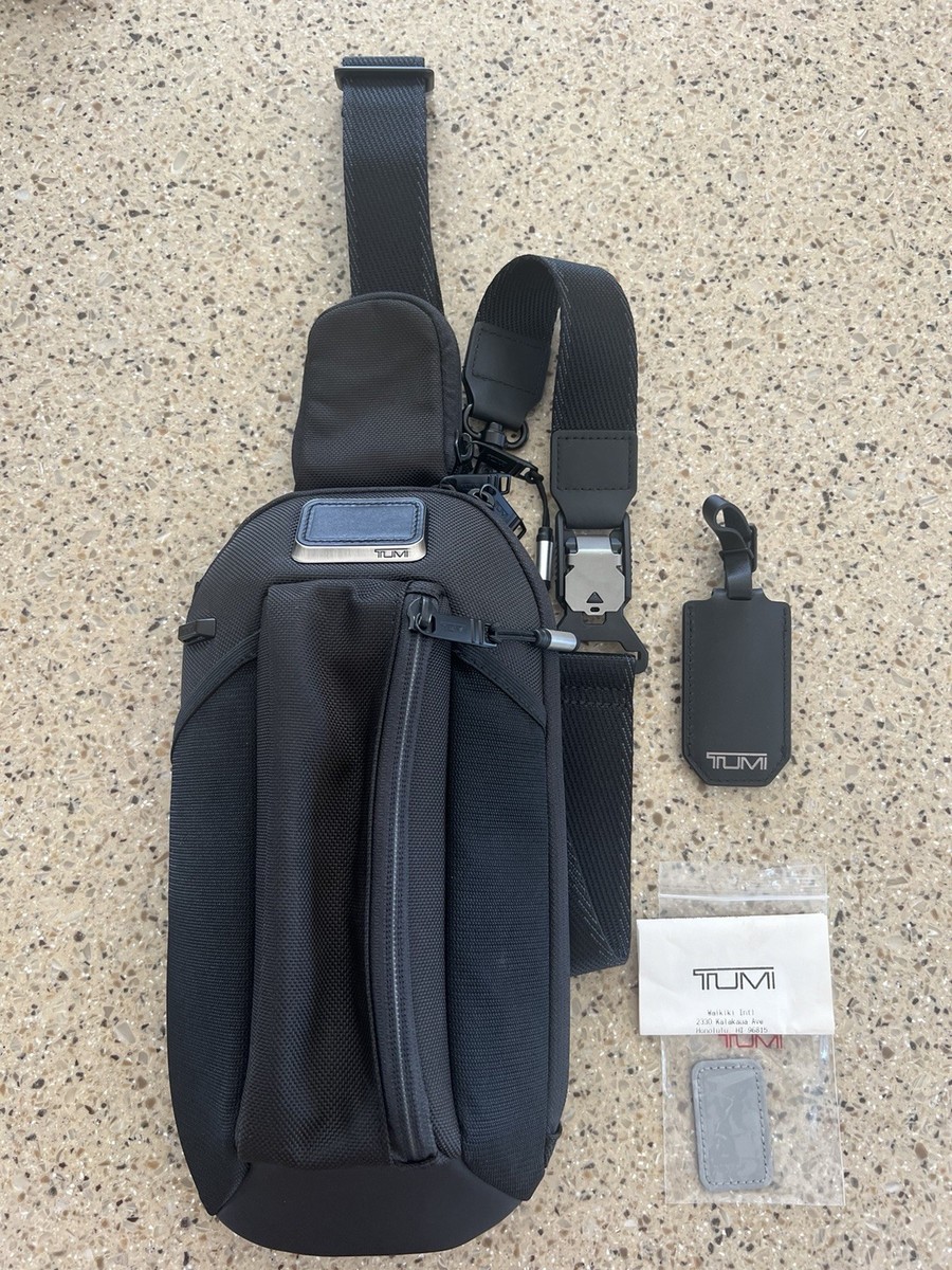 あ バッグ Tumi Alpha Bravo ESports Sling Bag | eBay