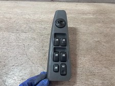 Kia Cerato 2005 Front Driver Side Electric Window Control Switch 621w05570 Kia Cerato 2005 Front Driver Side Electric Window Control Switch 621w05570