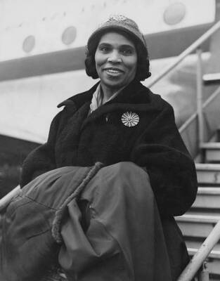 Contralto Marian Anderson Arriving London Airport A Visit Sweden 3Rd 1952 PHOTO