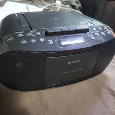 Sony CFD-S70 Stereo CD Player Cassette Recorder AM/FM Radio Boombox Tested Works