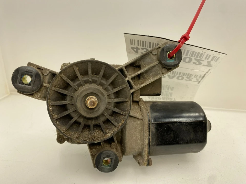 1998-2004 Chevrolet S10/ GMC S15 Windshield Wiper Motor 15036008 / 19151963 - Image 3 of 4