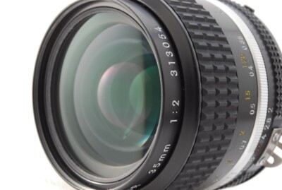 Nikon Ai-s Nikkor 35mm f/2 AIS Wide Angle MF Lens w/ Metal Hood