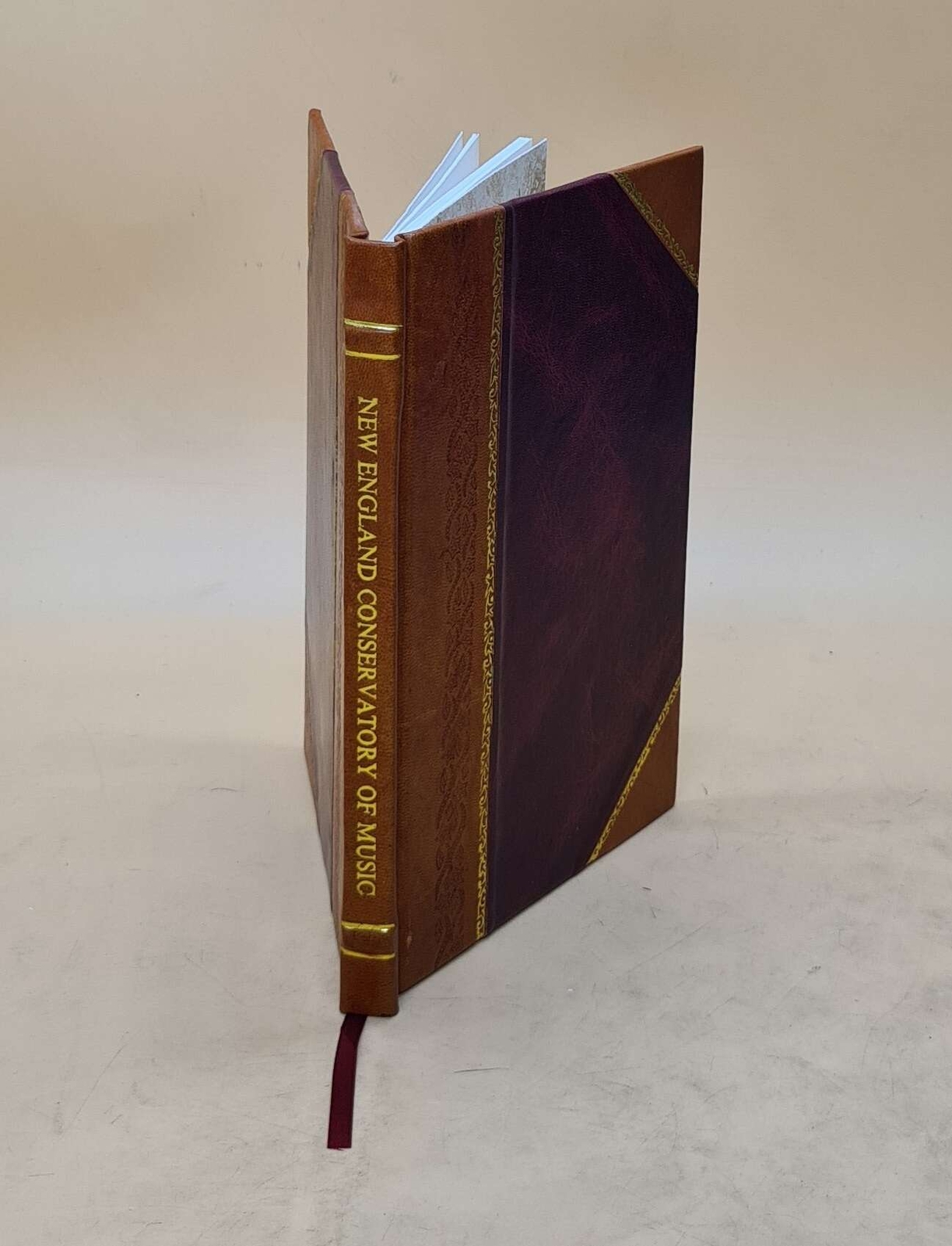 New England Conservatory Of Music Concert Programs Volume 1891 S [Leather Bound]