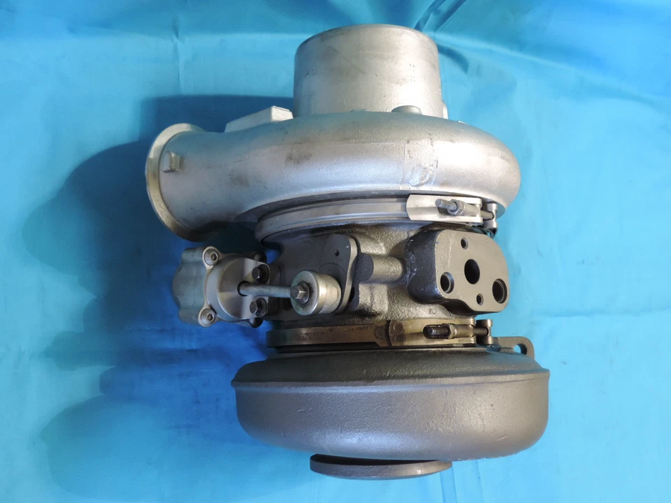 Cummins ISX QSX15 Engine Holset Genuine HE551V 3786264 Turbo Turbocharger  - Image 2 of 4
