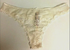 Victoria's Secret White Floral Lace Thong Panties Size L Dream Angels Striped