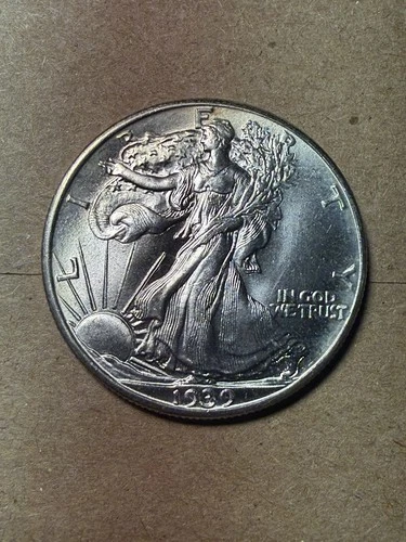 1939 Walking Liberty Half Dollar - BU - As Shown! (#2459)