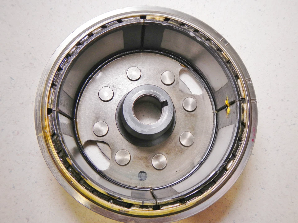 Volante de rotor magnético 79 Honda XL250S XL250 XL 250 S 250S - Imagem 3 de 4