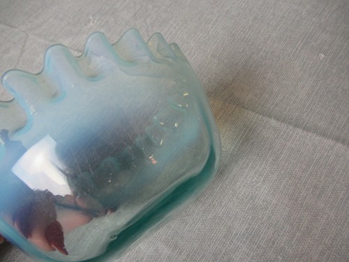 Cuenco opalescente de nuez de caramelo - soplado a mano con borde estriado - 5" de ancho x 2 1/2" de profundidad 193 - Imagen 5 de 6