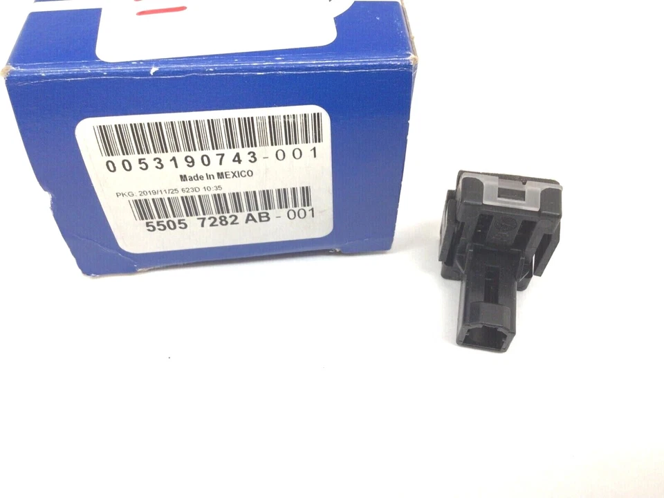 Ram 1500 250 3500 4500 5500 2013-2020 lámpara de cortesía interior nueva OEM 55057282AB Foto 2 de 4