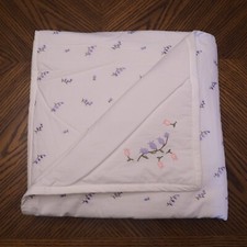 RARE Vtg 2000 NWT GYMBOREE White Cotton Flowers Embroidery Baby Quilt Blanket