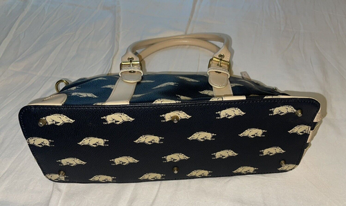 RAZORBACK PURSE/HANDBAG BLACK with beige accents/BEIGE RAZORBACKS BRAND NEW - Picture 21 of 21
