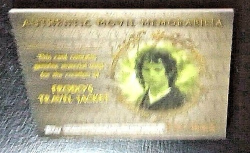 LOTR FRODO'S TRAVEL JACKET TOPPS 2002 FELLOWSHIP OF THE RING ELIJAH WOOD - Picture 2 of 2
