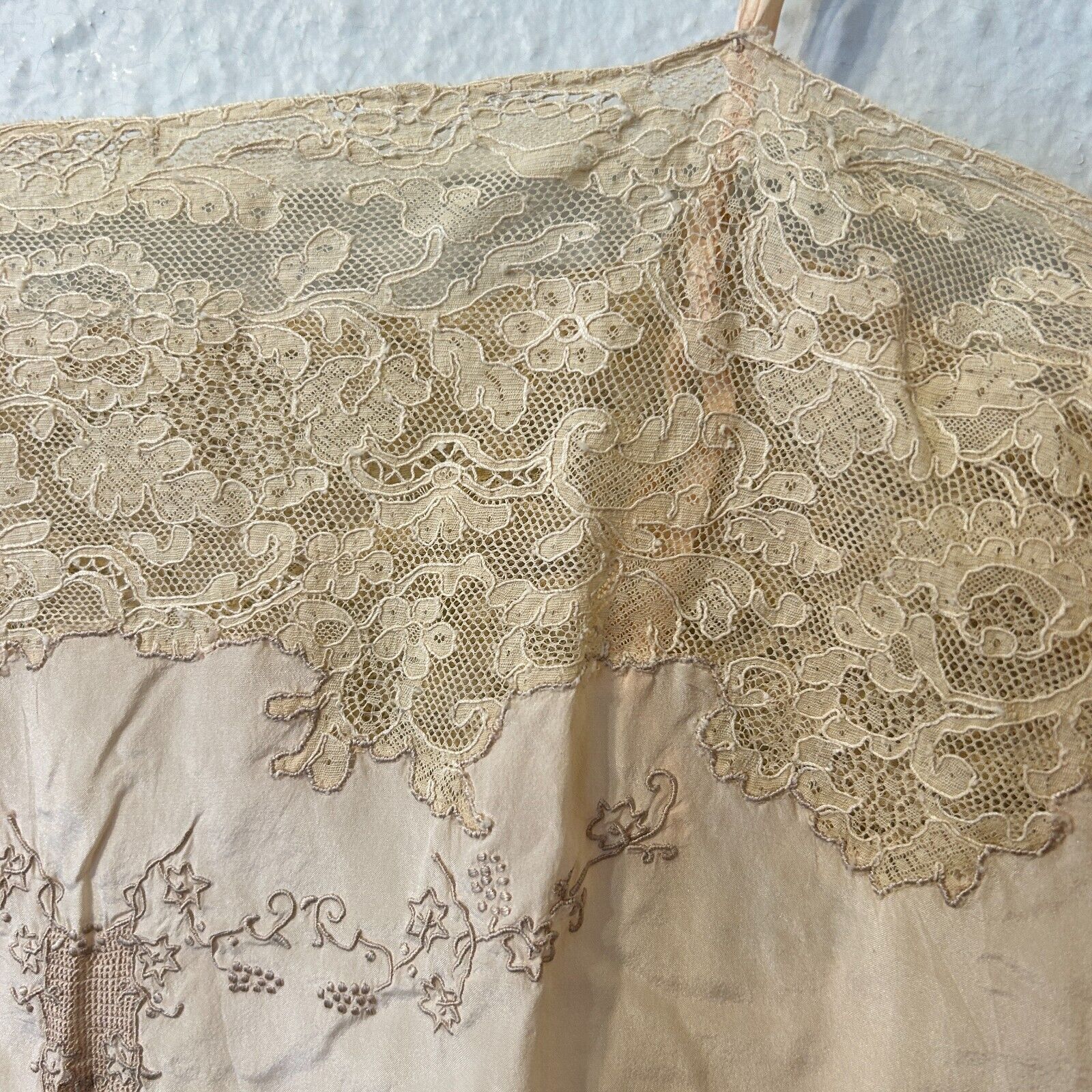 Foto 2 di 9