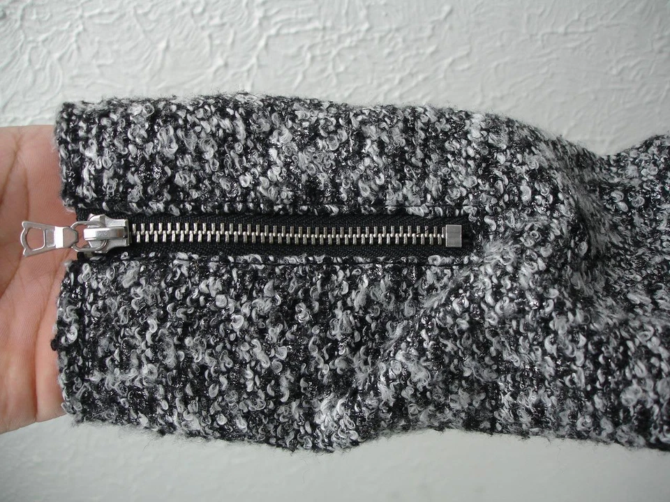 Women's 8 H&M Black Gray Nubby Tweed Suit Jacket Blazer Spot Coat Full-Zip Moto - Image 4 of 4