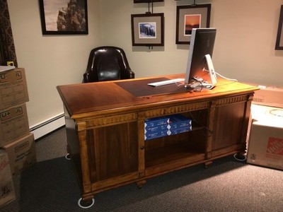 Executive Wooden Desk 66 Wide X 36 Deep X 30 High Ebay