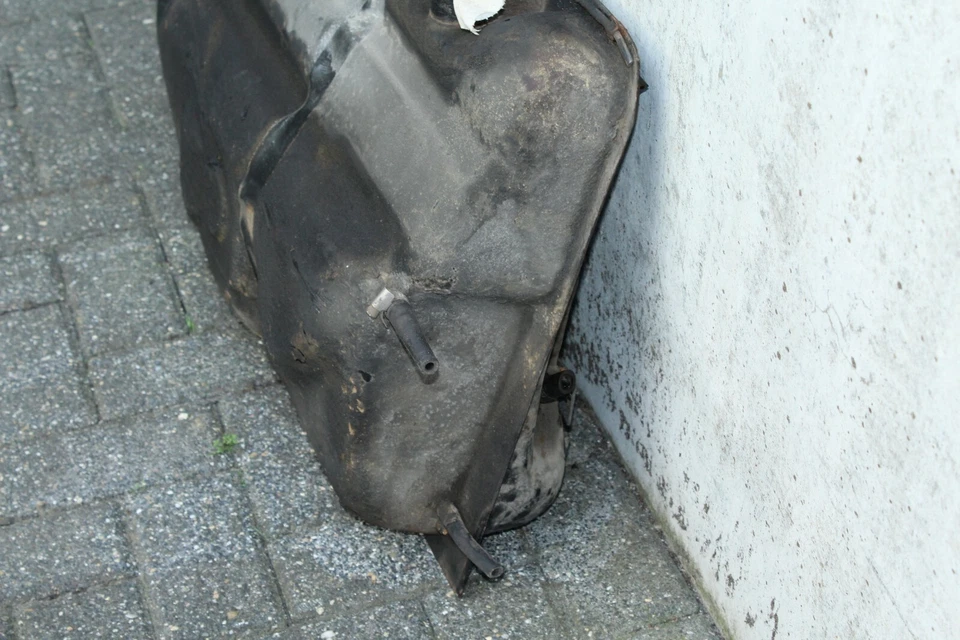 VW Volkswagen Golf1 MK1 Cabrio DX Typ17 Scirocco 53A Fuel Tank Kraftstofftank - Изображение 4 из 4