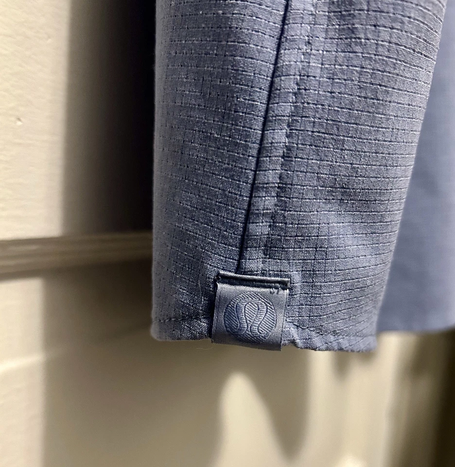 Мужская рубашка Lululemon с длинным рукавом на пуговицах синяя эластичная функциональная перфорированная L - Изображение 4 из 4