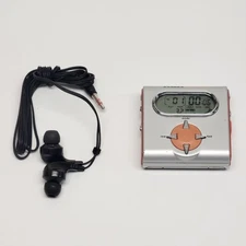 RCA LYRA Expandable 64MB MP3 Digital Player Bundled w/ Earbuds Belt Clip Tested