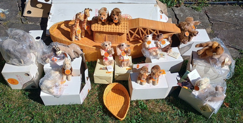 Vtg Set Steiff NOAHS ARK COLLECTION Boxes Noah Wife Kids Boat Mohair 18 ANIMALS
