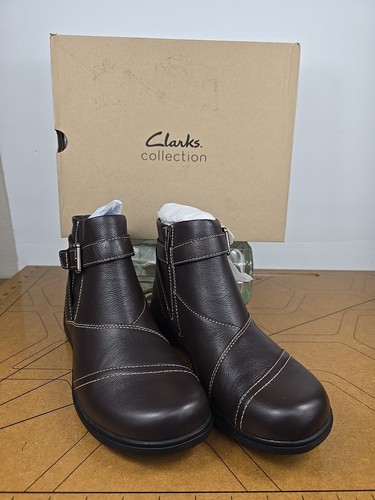 Neue Clarks Collection Leder Stiefelette Carleigh Dalia schwarz, Größe US 12M EU 44 - Bild 1 von 24