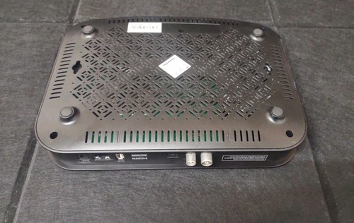 Manhattan T3-R 500GB Smart Recorder Freeview Play Remote Power Cable TESTED - Afbeelding 9 van 14