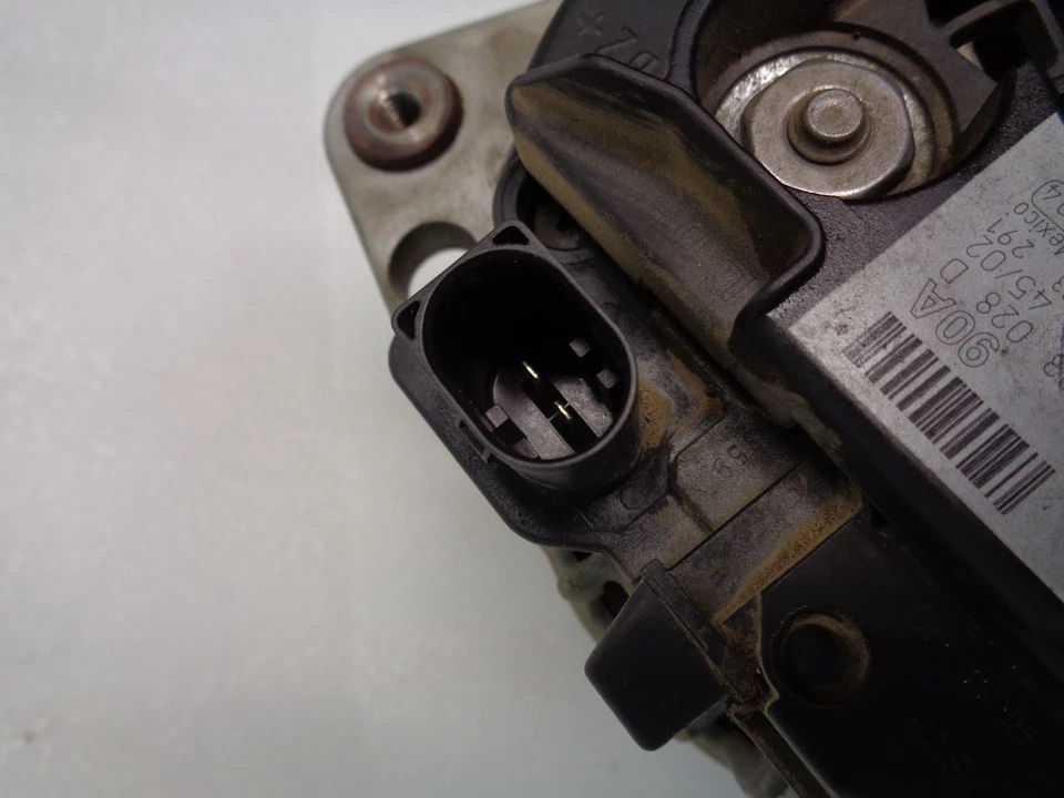 1998 - 2009 年大众甲壳虫 90 安培发电机 028903028D 原始设备制造商 DK81220 — 第 4/4 张图片