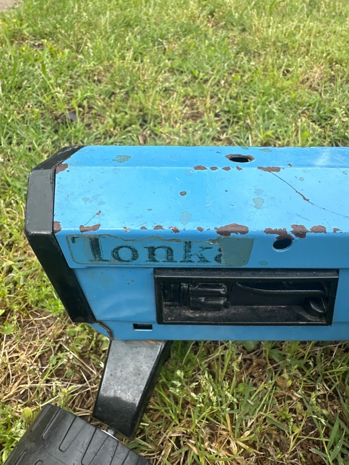 Trator agrícola vintage 1970 Tonka azul modelo #51001 - Imagem 3 de 4