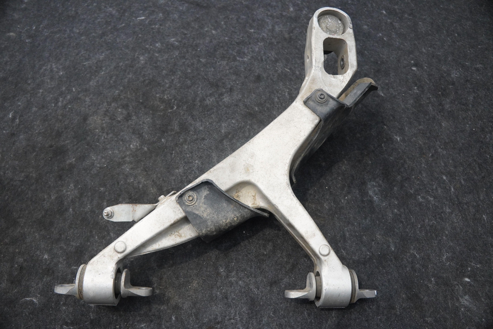 Front Suspension Right Lower Control Arm 13B1258CP OEM McLaren 570S 2018