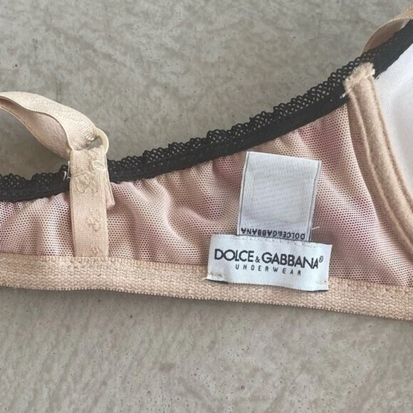 Dolce & Gabbana de colección. Sujetador de abrigo 00s Y2K rosa corazón 32C estrás Foto 4 de 4