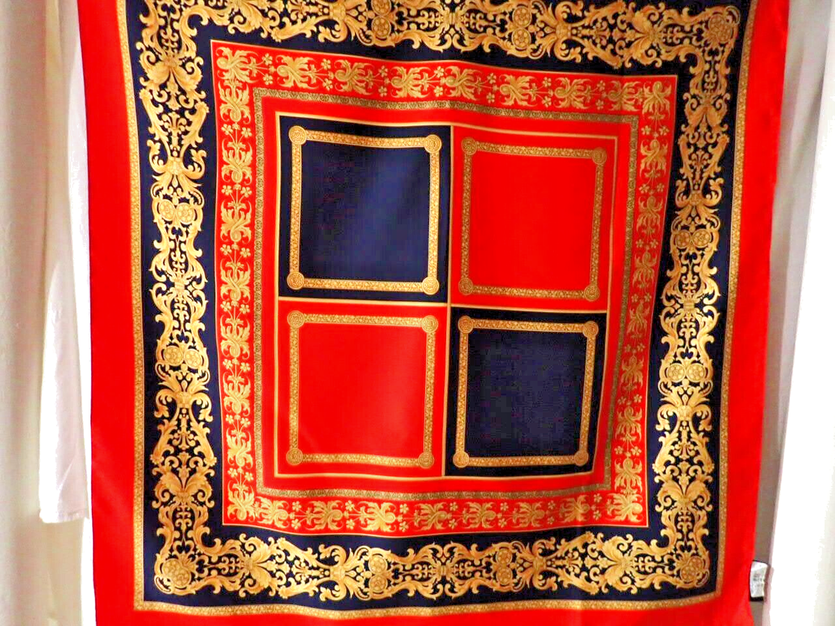 Vintage 100% Polyester Made In Italy Women Scarf Size 34x34 Vintage 34 main image 2