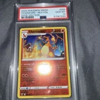 Charizard #025/185 Reverse Foil  Vivid Voltage Pokemon 2020 PSA 10