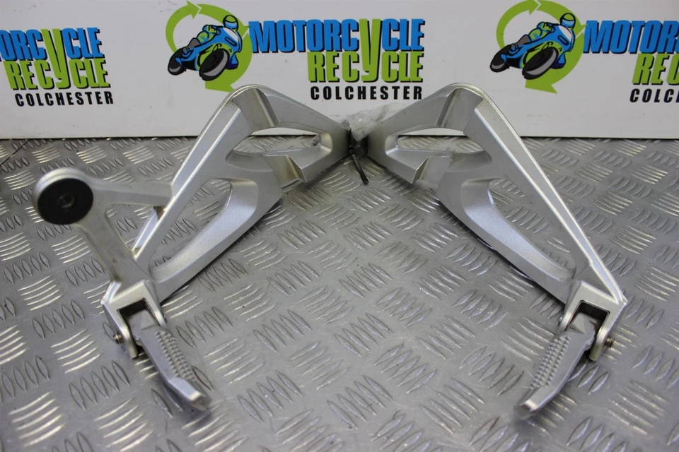 BMW K 1200 S Rear Footrest Hangers Pillion K1200S 2004 to 2008 B061 - Изображение 2 из 4