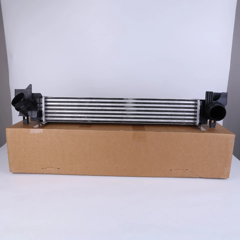 17517617597 Intercooler carga enfriador de aire 96378 para Mini Cooper Cooper Clubman Foto 2 de 4