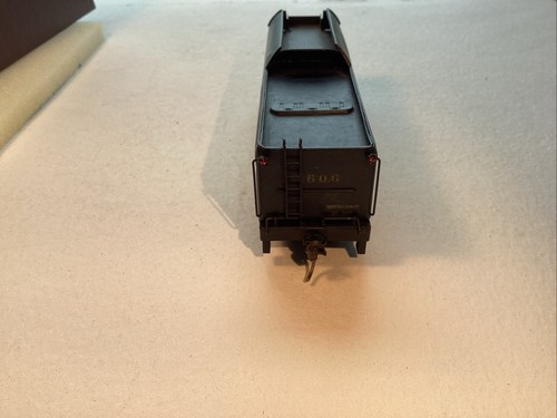HO Northwest Short Line Painted Baltimore & Ohio Railroad #606 (Tender Only) - Picture 5 of 13