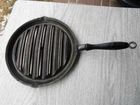 Wagner Ware Sidney O CAST IRON BROILER Skillet Wooden Handle # 1350 Restored