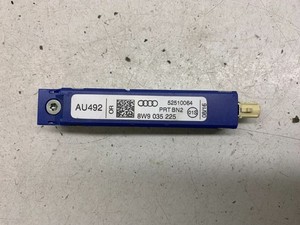 Audi A4 S4 B9 2016 Antennenverstärker Signalverstärker 8W9035225 DRA41700