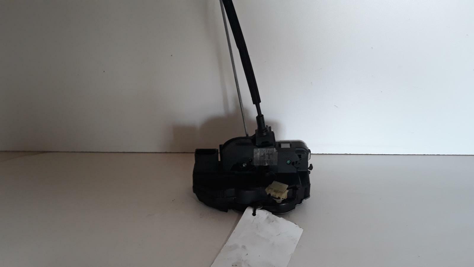 HOLDEN CRUZE LOCK MECHANISM RIGHT FRONT DOOR LOCK, JGJH, NON KEYLESS