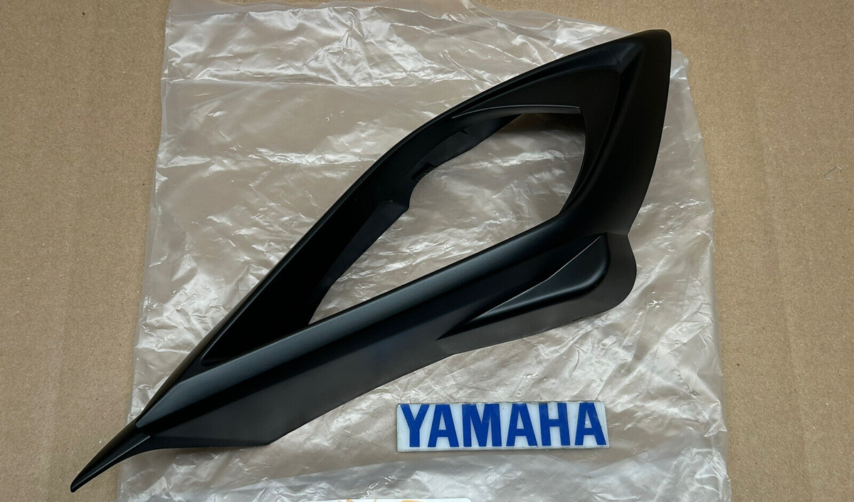 06-12 Yamaha Raptor 700 OEM HEADLIGHT TRIM FRONT FENDER LEFT