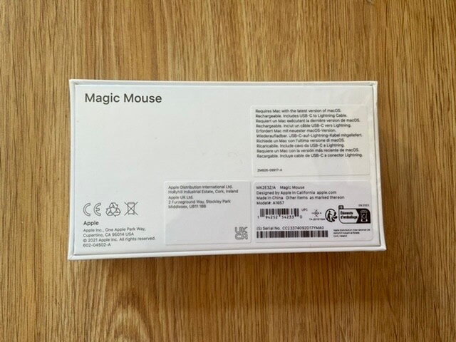 Apple Magic Mouse A1657 Souris Optique Tactile Mac Bluetooth Neuf d'Origine