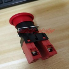 1PCS NEW Omron A22E-M-02 A22EM02 Pushbutton Switch Red BUTTON