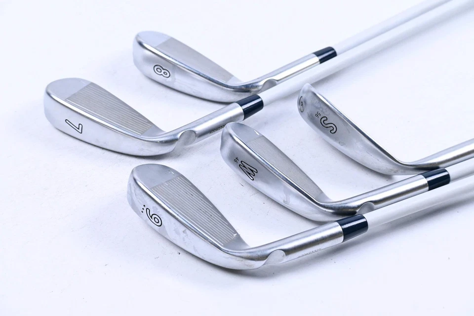 Ladies Ping G Le3 Irons / 7-PW+SW / Red Dot / Ladies Flex Ping ULT 250 Shafts - Image 4 of 4