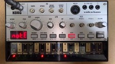 KORG Volca Bass Analogue Bass Synth Synthesizer Rhythm Machine Good Condition
