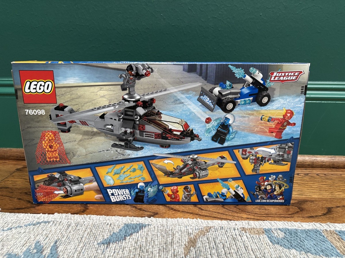 LEGO DC Comics Super Heroes: Speed Force Freeze Pursuit (76098 LEGO DC Comics Super Heroes: Speed Force Freeze Pursuit (76098