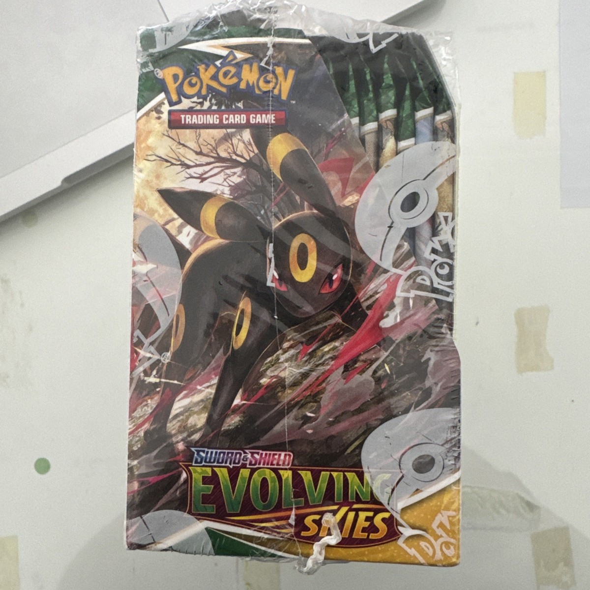 Pokémon TCG Sword & Shield Evolving Skies Booster Box - 58