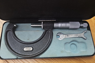 Moore & Wright (M&W) Bügelmessschraube - 1-2'' (Nr. 966, verpackt, mit Schraubenschlüssel)