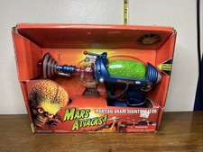 Stan Lee Swings the Mighty Typewriter of Doom on Mars Attacks Promo Card 3