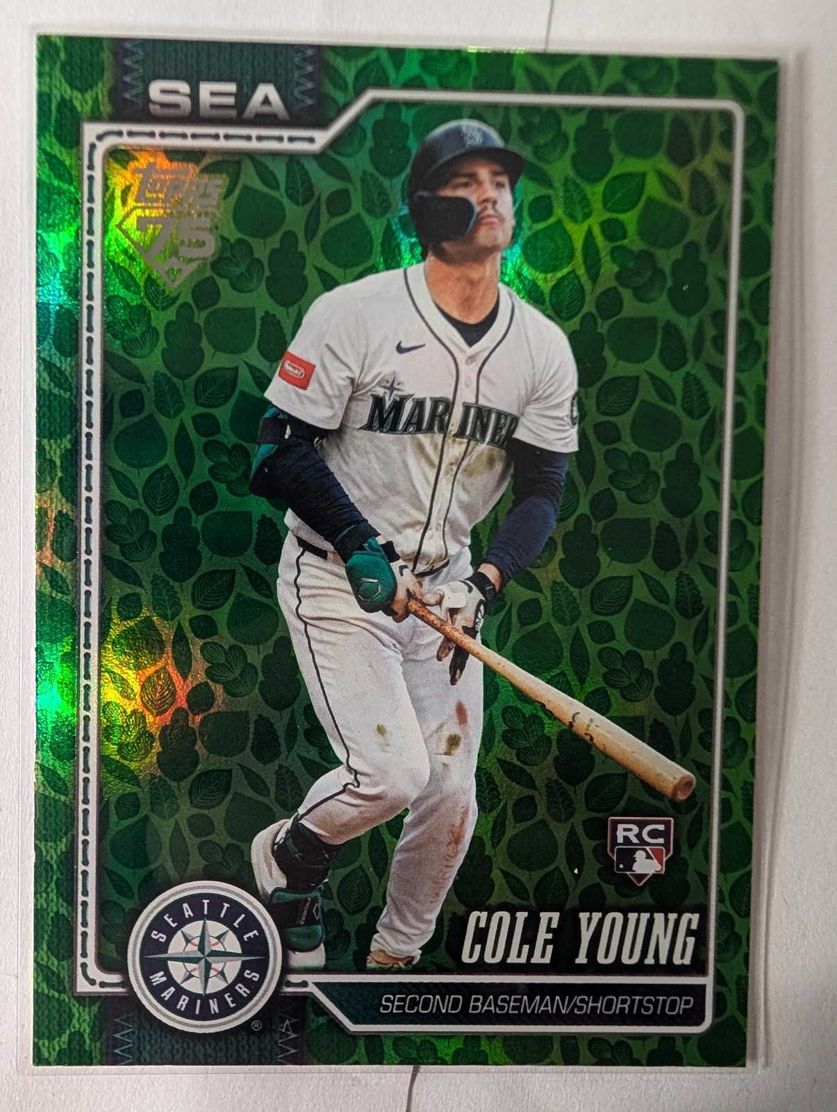 2026 Topps #129 Cole Young Holiday