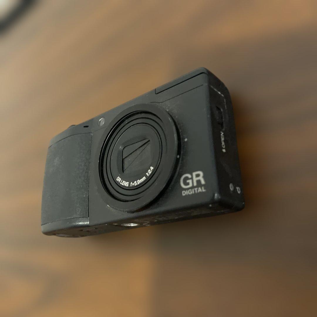 Ricoh GR Digital II Compact Digital Camera Black – For Parts