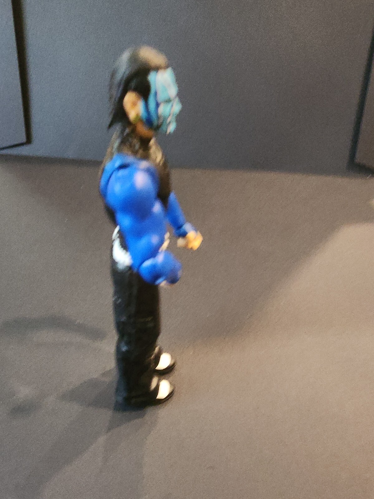 Picture 5 of 6