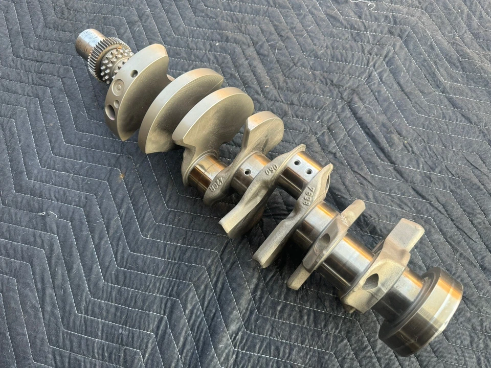 Eixo de manivela do motor 2008-13 OEM BMW E90 E92 E93 M3 S65 V8 4.0L - 11217841460 - Imagem 4 de 4